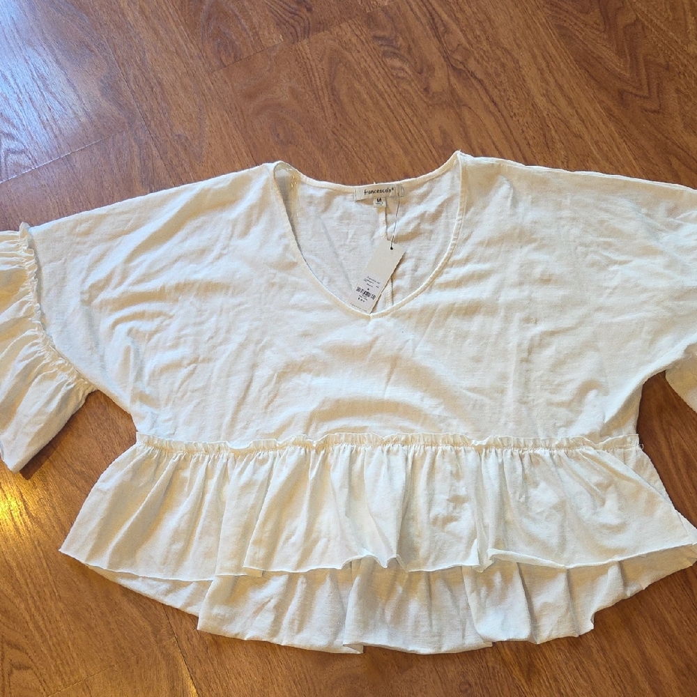 NWT Francesca's Collections Cream V-Neck Double Ruffle Cropped Tee MEDIUM